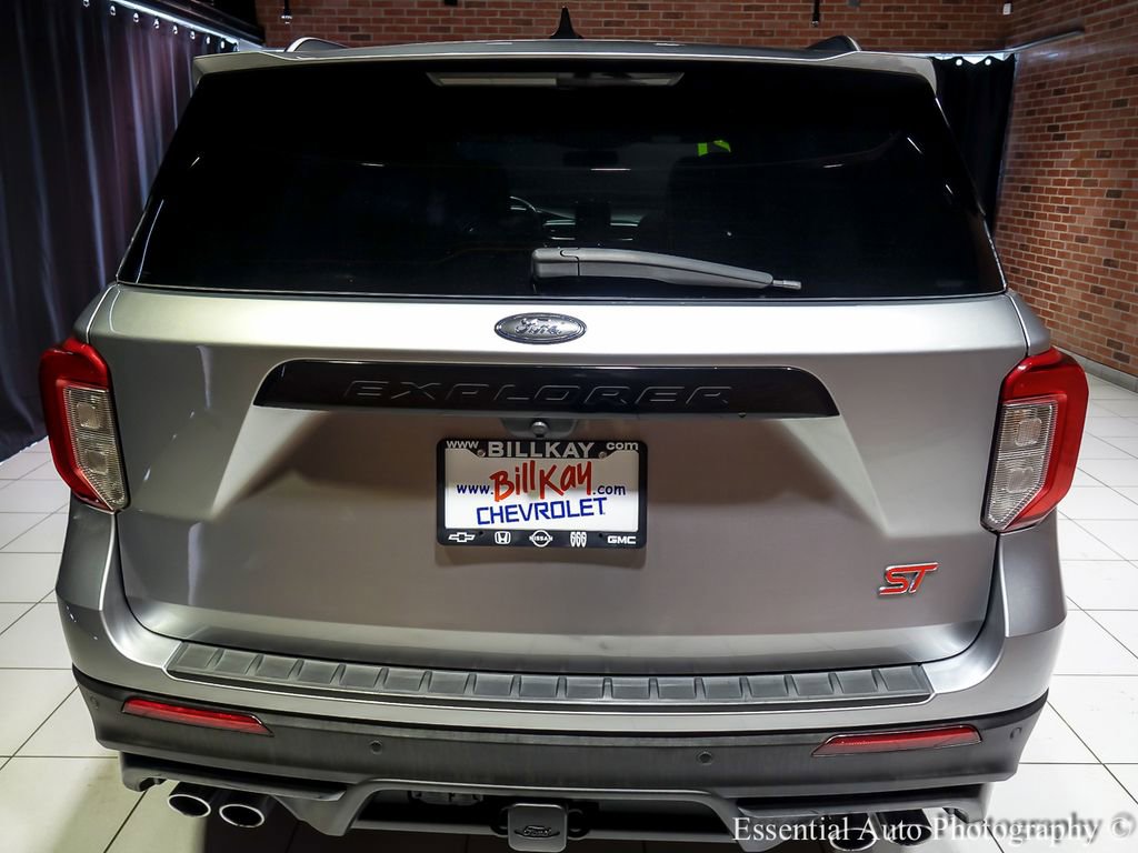 Used 2021 Ford Explorer ST w/ ST Street Pack image 8