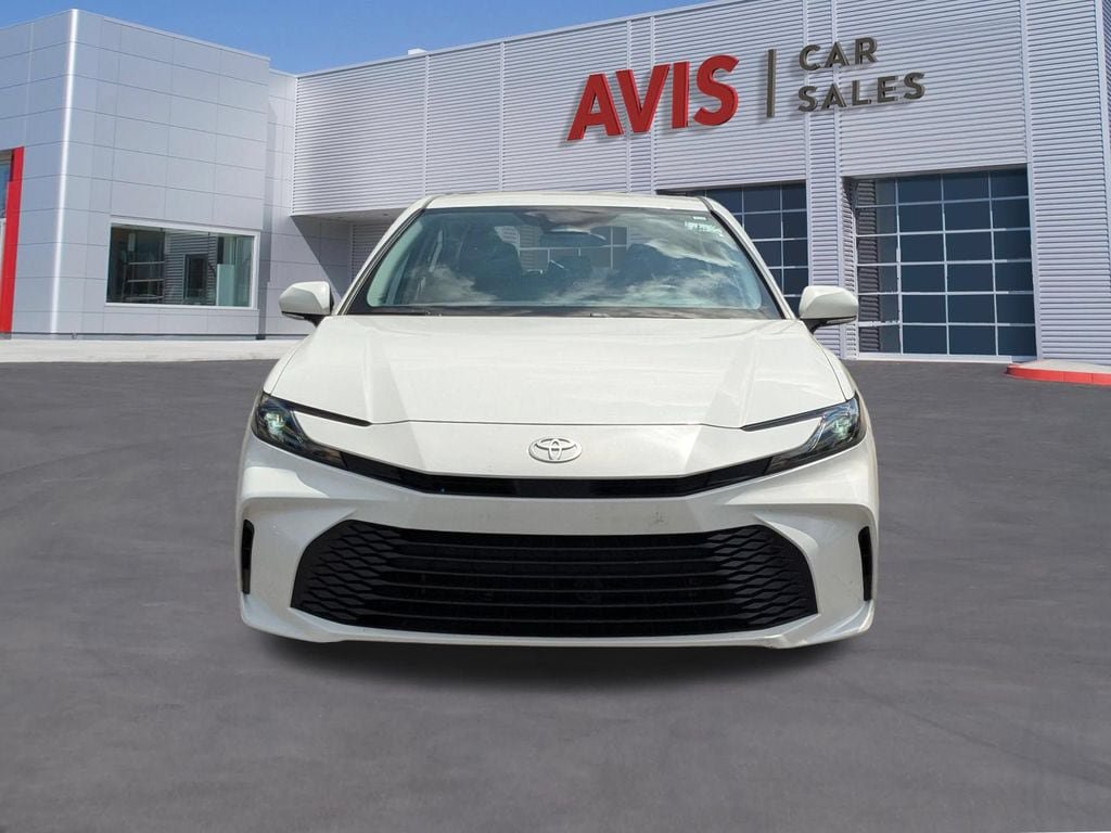 Used 2025 Toyota Camry LE FWD image 10