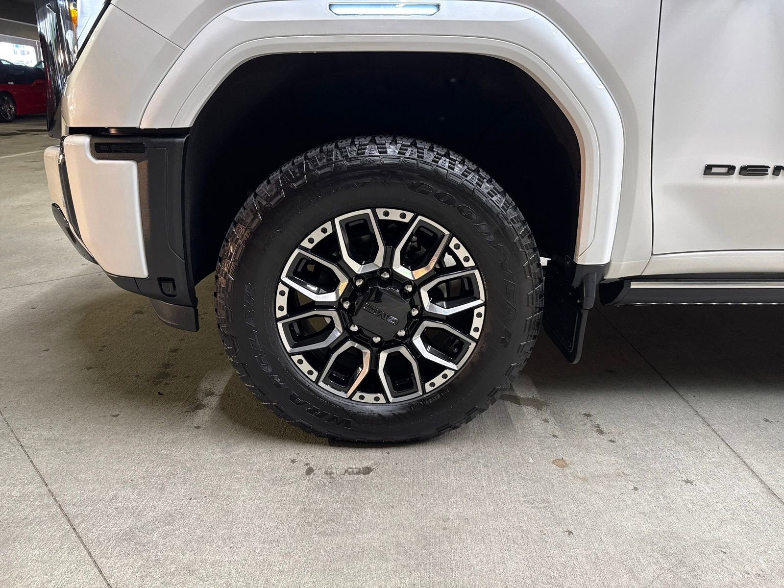 Used 2024 GMC Sierra 3500 Denali Ultimate image 20