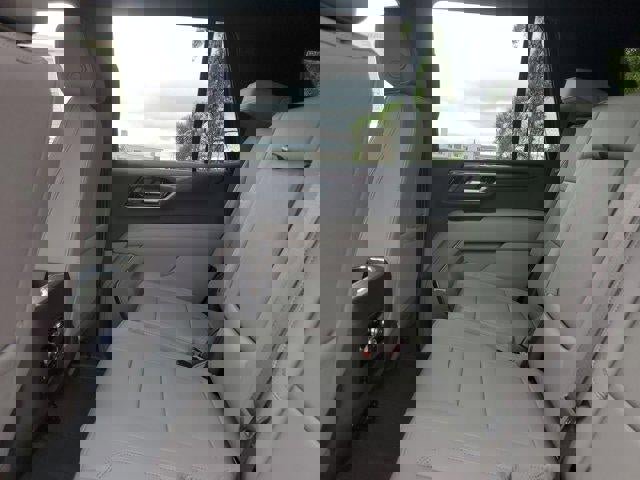 New 2026 GMC Yukon Elevation image 9