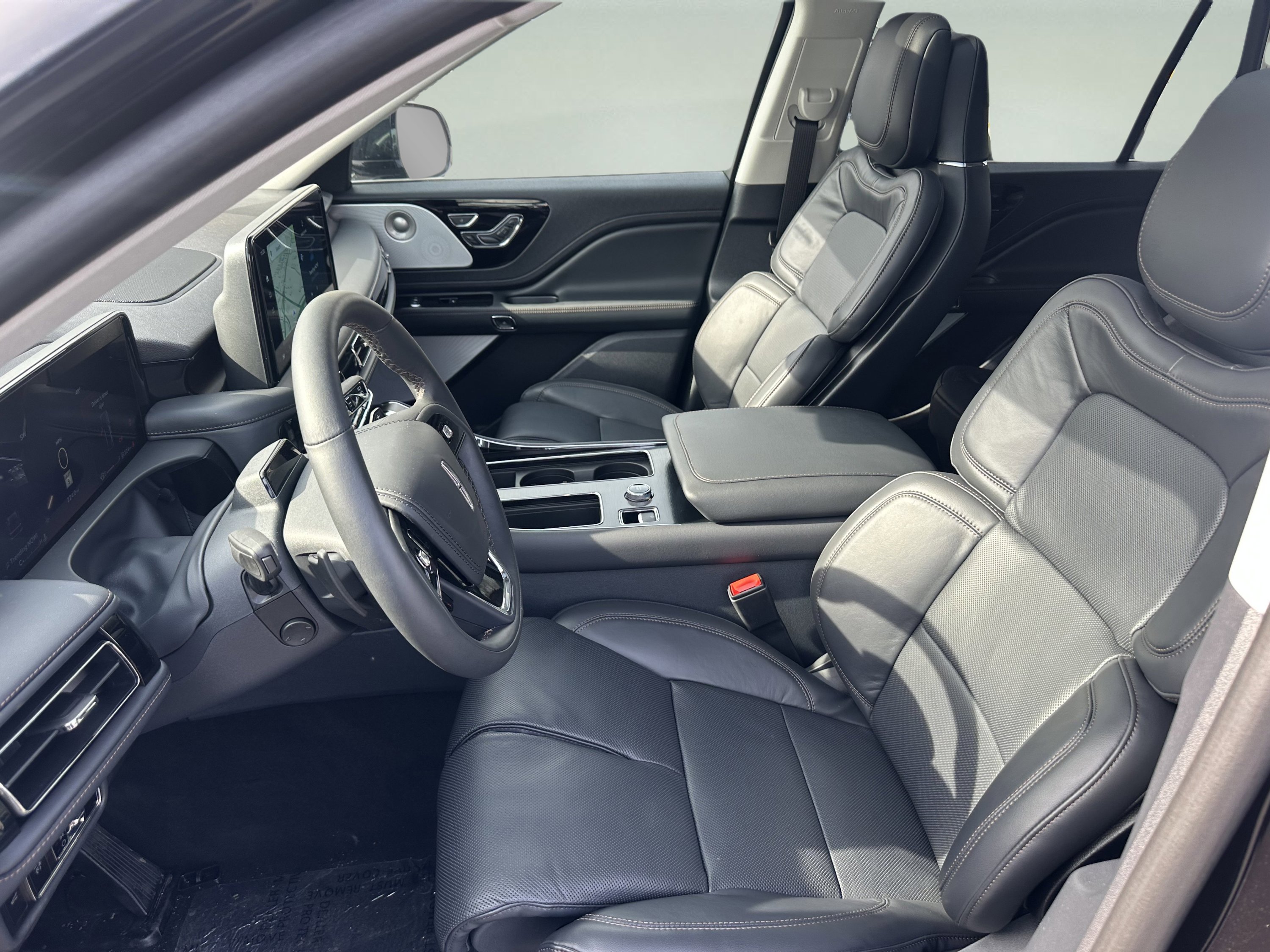 New 2025 Lincoln Aviator Reserve w/ Equipment Group 201A AWD/4WD image 9
