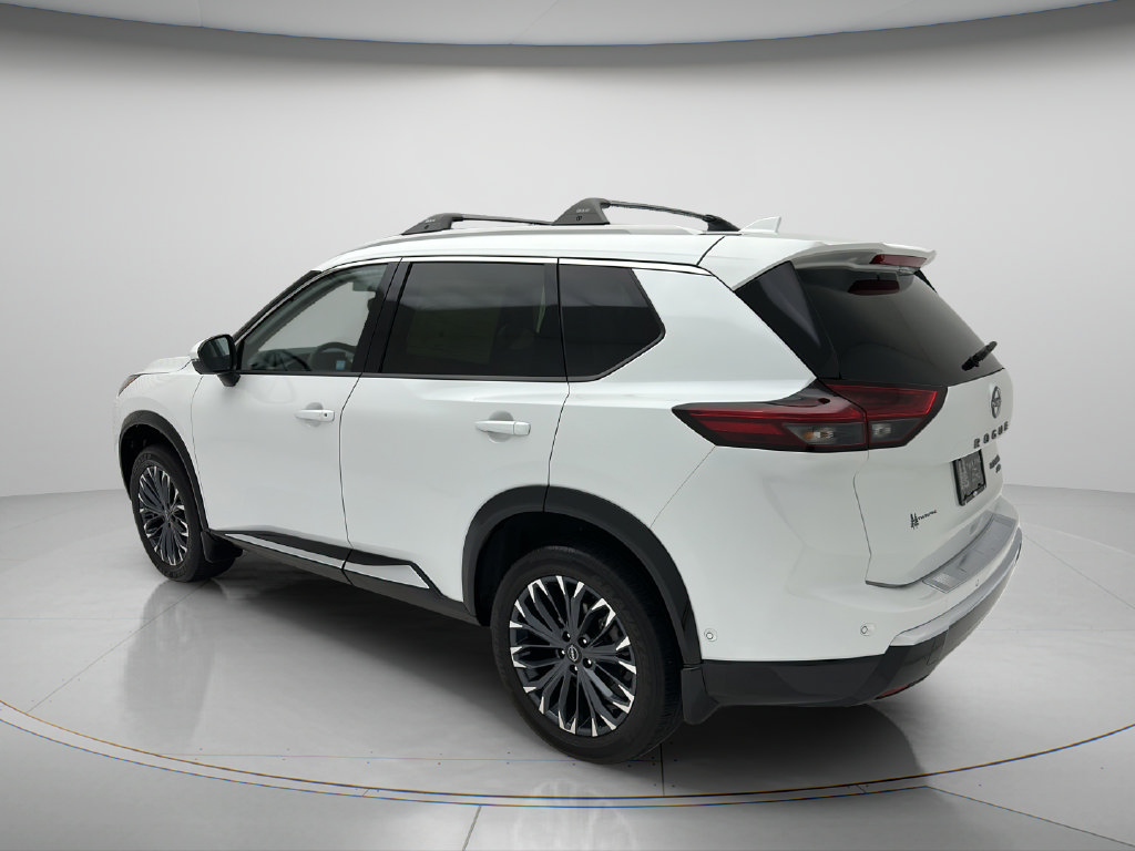 Used 2026 Nissan Rogue Platinum w/ Platinum Premium Package AWD/4WD image 4