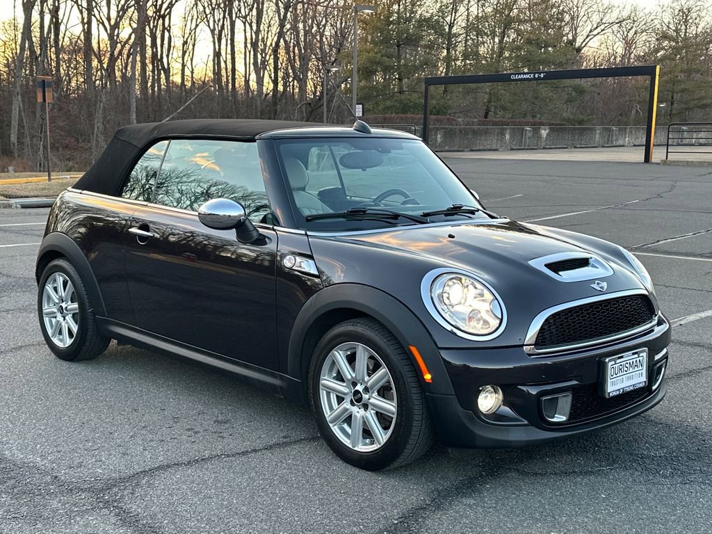 Used 2015 MINI Cooper S image 29