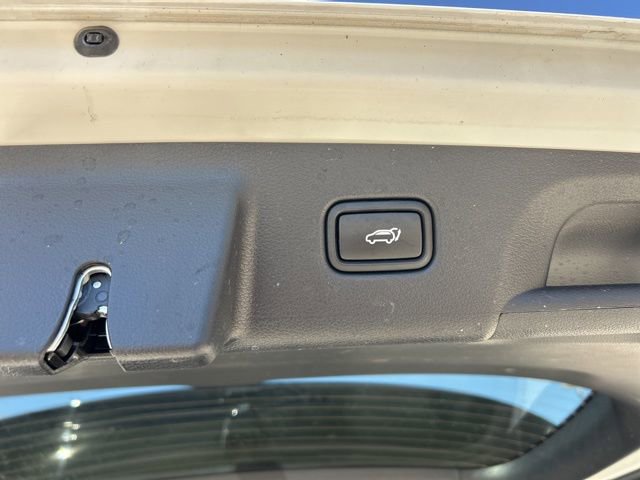 Used 2024 Hyundai Palisade Calligraphy image 9