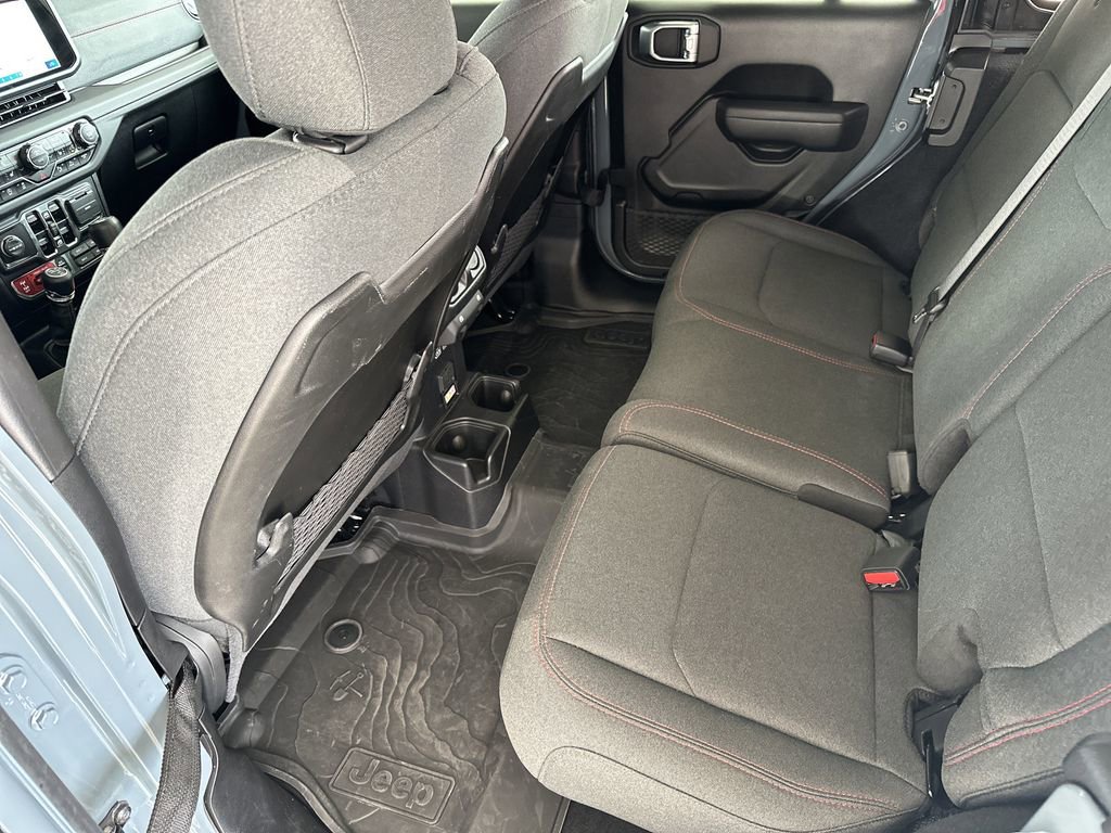 Used 2024 Jeep Wrangler Unlimited Rubicon w/ Safety Group image 28