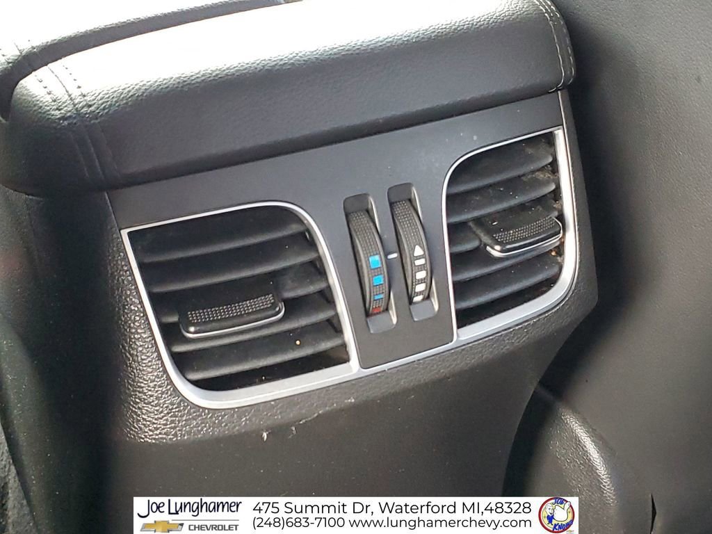 Used 2017 Genesis G80 3.8 image 22