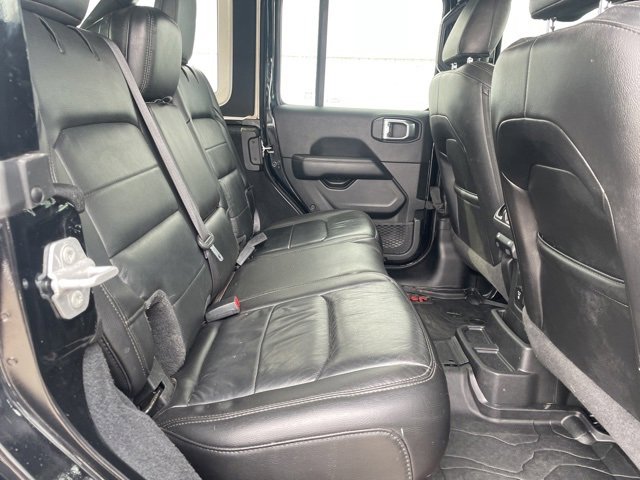 Used 2022 Jeep Wrangler Unlimited Sahara image 14