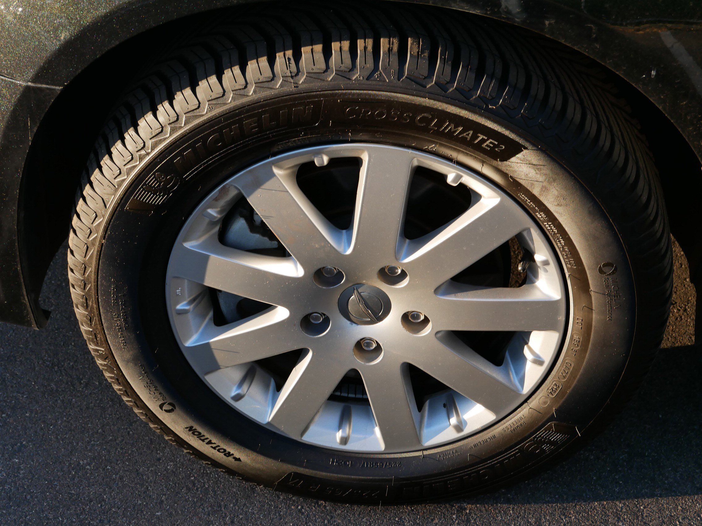 Used 2014 Chrysler Town & Country Touring image 15