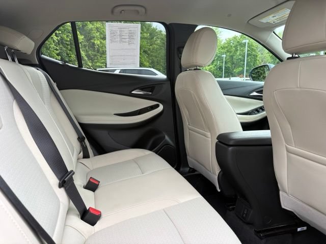 Certified 2024 Buick Encore GX Preferred FWD image 17