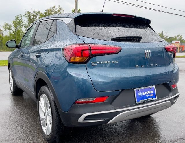 Used 2024 Buick Encore GX Preferred w/ Comfort Package AWD/4WD image 8