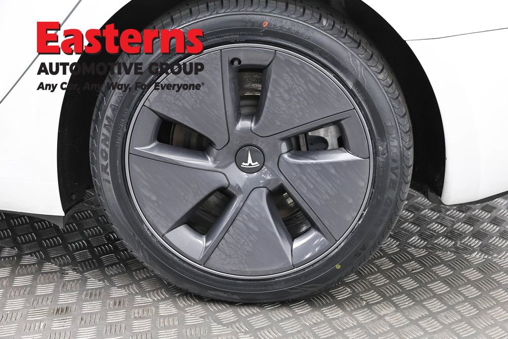 Used 2023 Tesla Model 3 Standard Range image 30