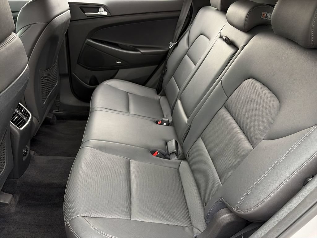 Used 2021 Hyundai Tucson Limited AWD/4WD image 19