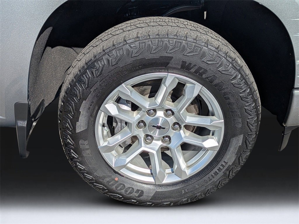 Used 2024 Chevrolet Silverado 1500 RST w/ Z71 Off-Road Package image 10