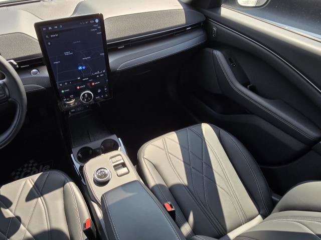 New 2024 Ford Mustang Mach-E Select w/ Comfort Package Lite image 32