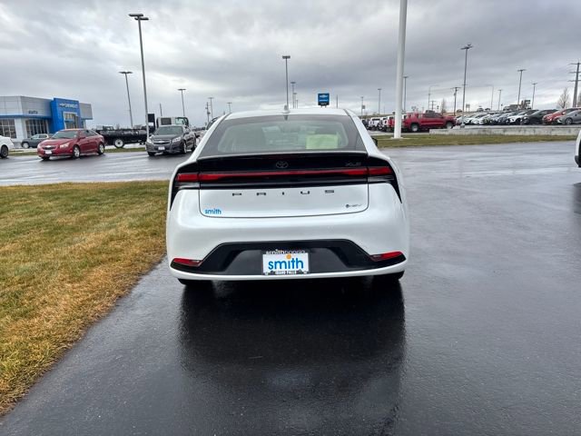 Used 2023 Toyota Prius XLE image 4