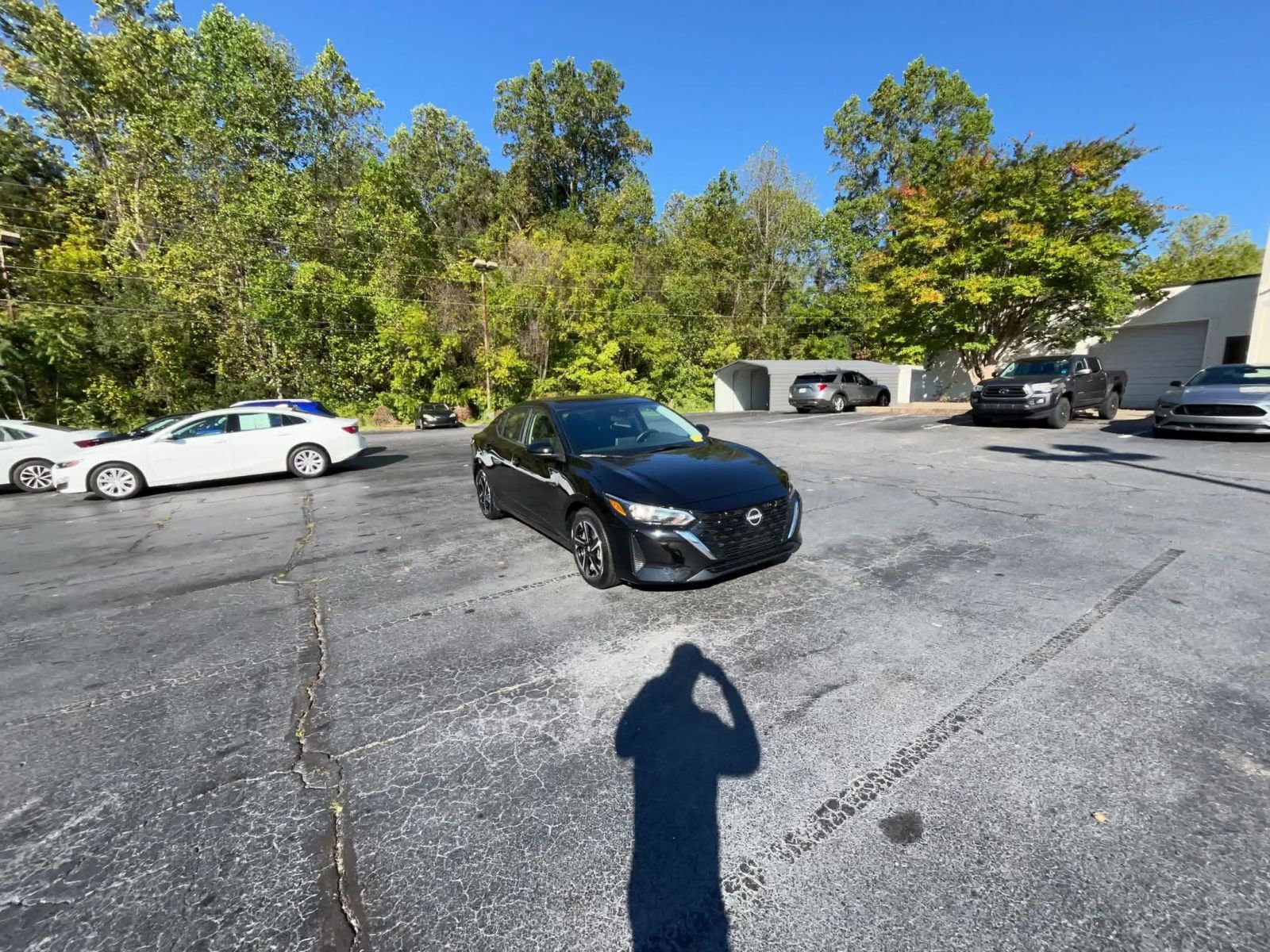 Used 2025 Nissan Sentra SV image 16