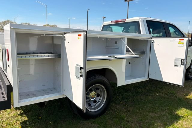 Used 2025 Chevrolet Silverado 3500 W/T AWD/4WD image 10
