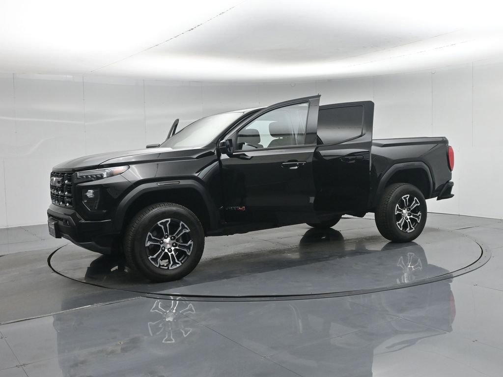 Used 2023 GMC Canyon AT4 image 6