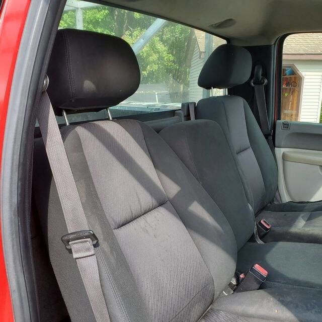 Used 2013 Chevrolet Silverado 3500 W/T image 39