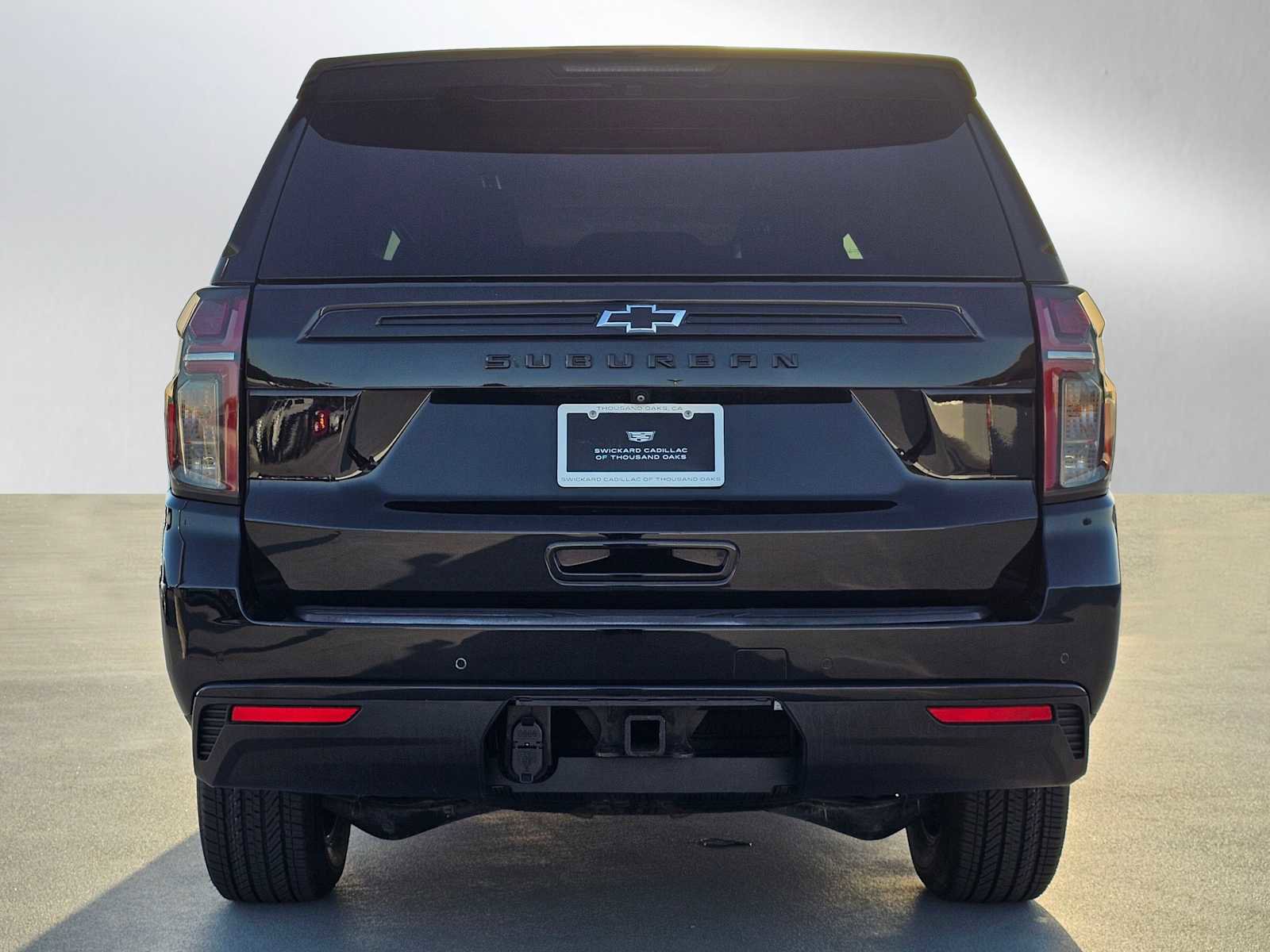 Used 2023 Chevrolet Suburban Z71 w/ Luxury Package image 4