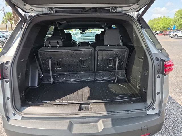 Used 2023 Chevrolet Traverse LT FWD image 19