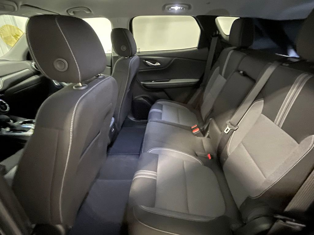 Used 2025 Chevrolet Blazer LT image 21