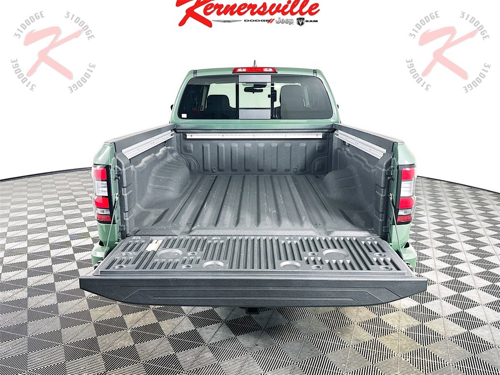 Used 2024 Nissan Frontier SV w/ SV Convenience Package image 29