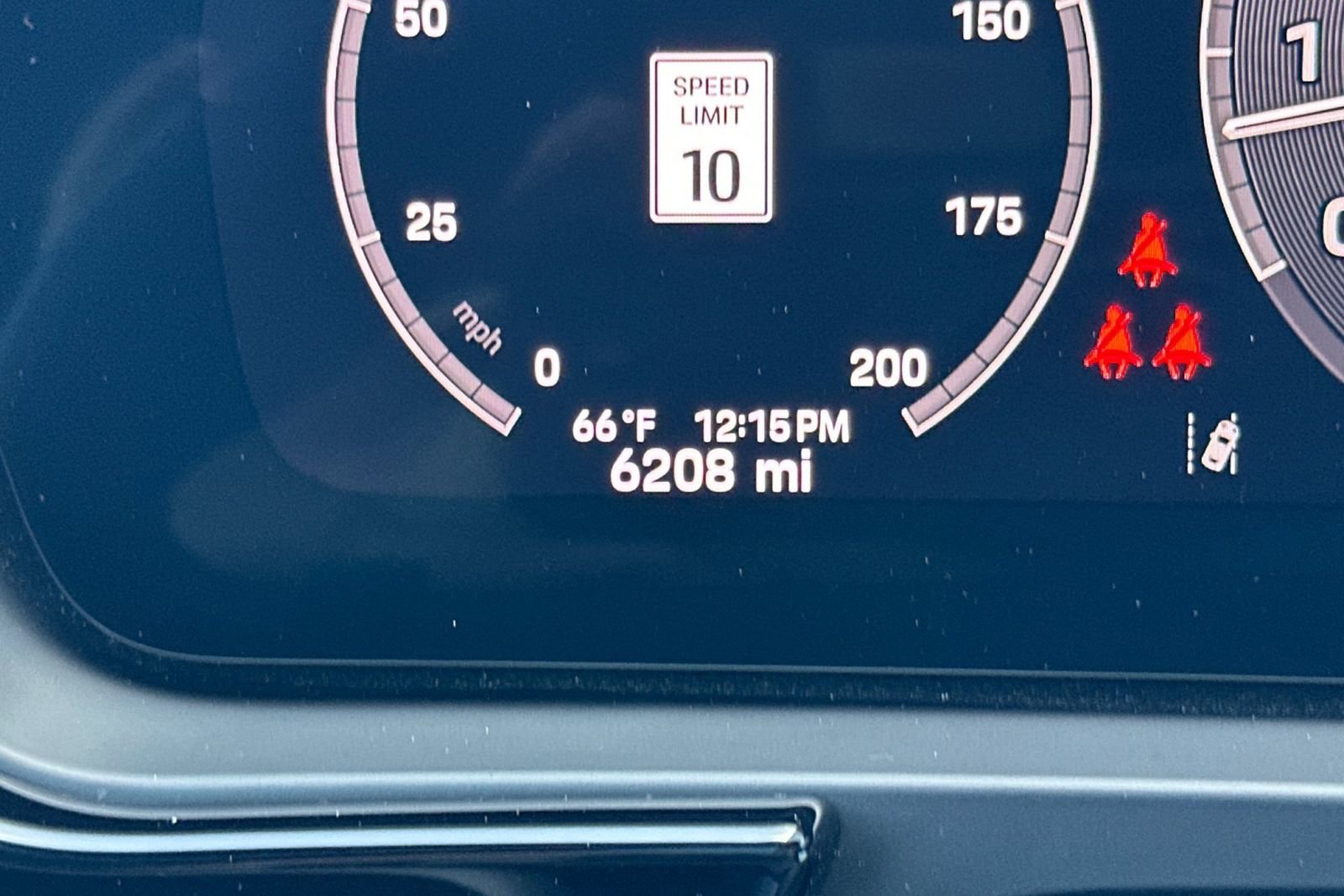 Used 2025 Porsche Cayenne S image 33