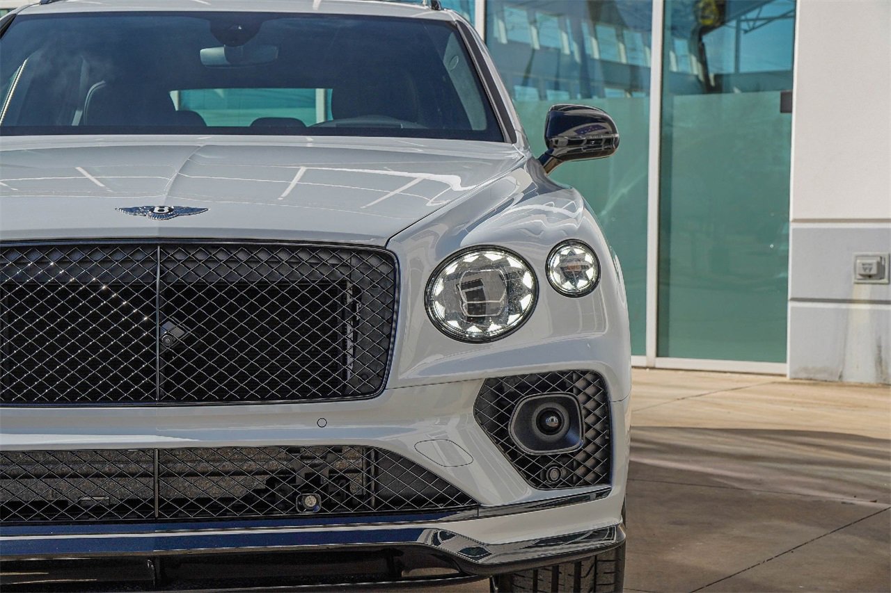 Used 2023 Bentley Bentayga image 7