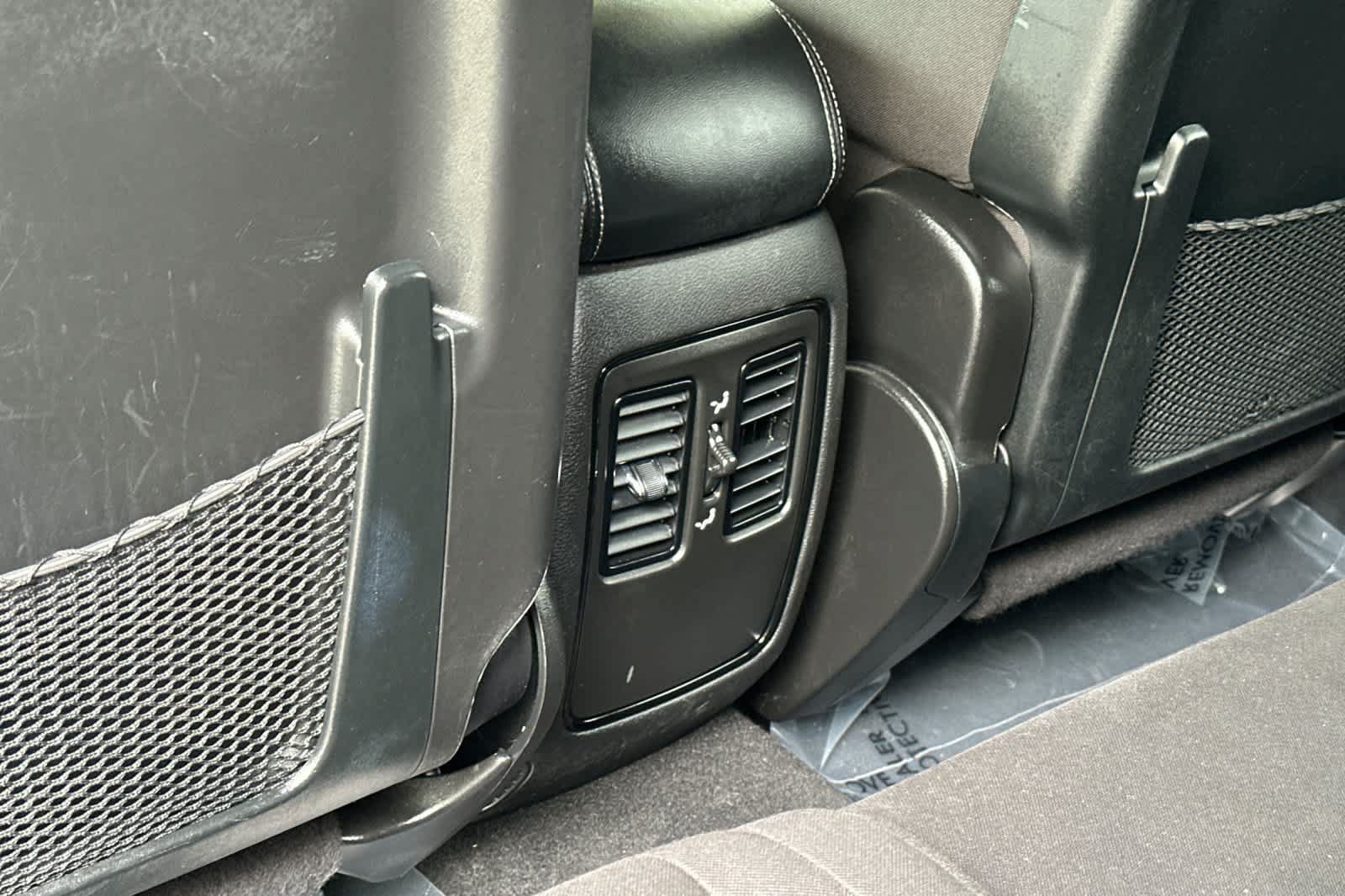 Used 2023 Dodge Durango SXT RWD image 14