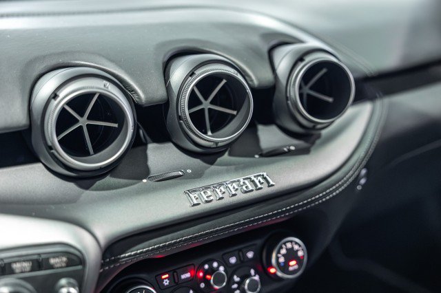 Used 2014 Ferrari F12 Berlinetta RWD image 51