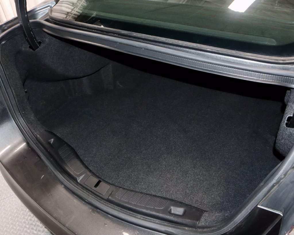 Used 2018 Ford Fusion SE FWD image 15