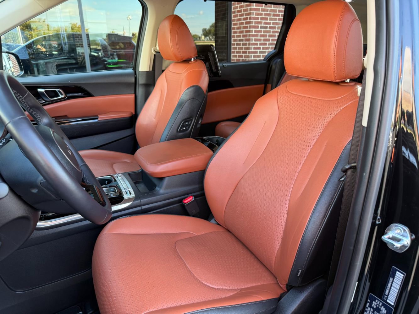 Used 2024 Kia Carnival SX Prestige image 22