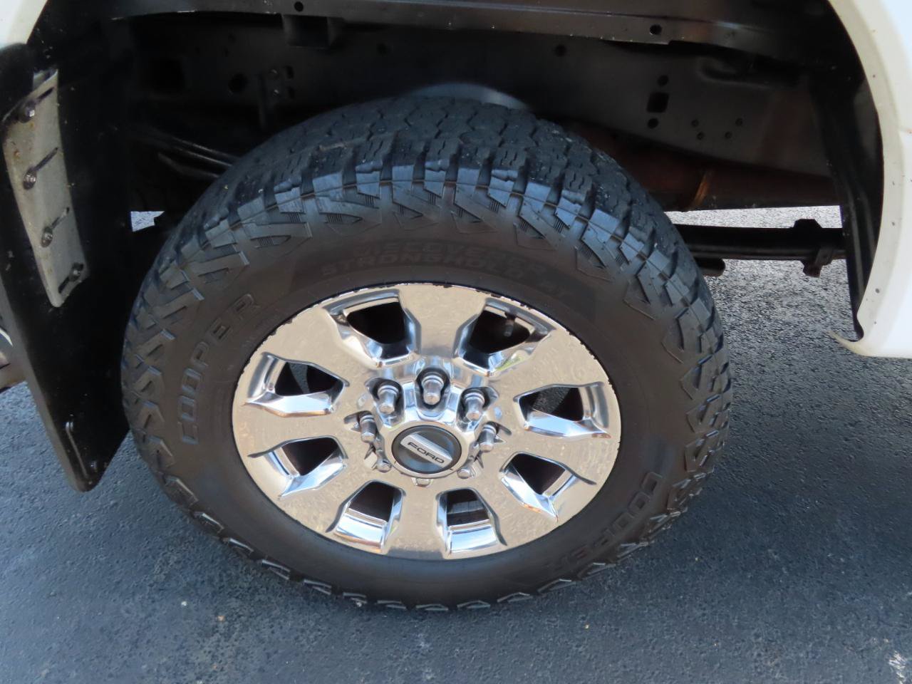 Used 2018 Ford F250 Lariat w/ Lariat Ultimate Package AWD/4WD image 23