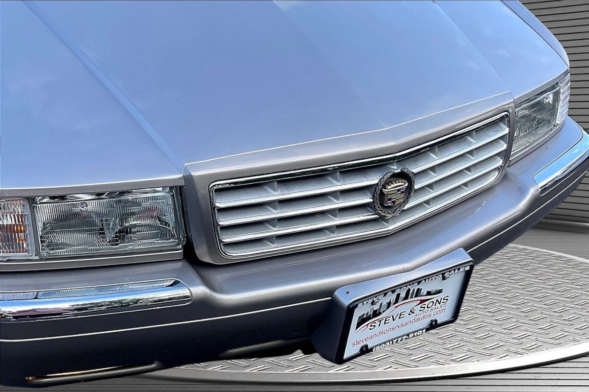 Used 1996 Cadillac Eldorado FWD image 30