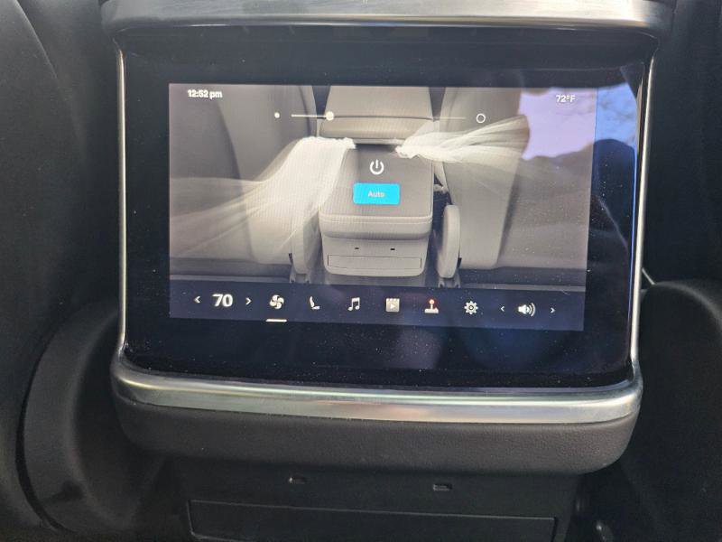 Used 2022 Tesla Model X image 59