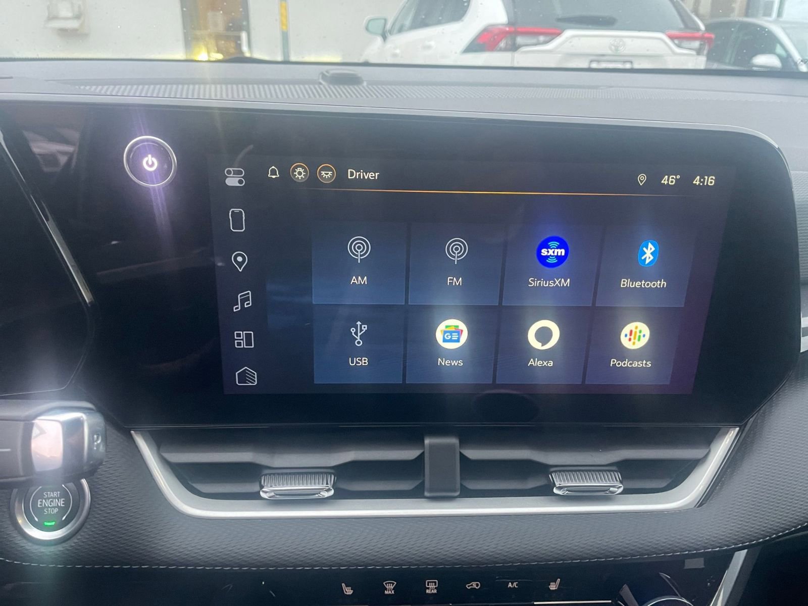 Used 2025 Chevrolet Equinox LT image 18