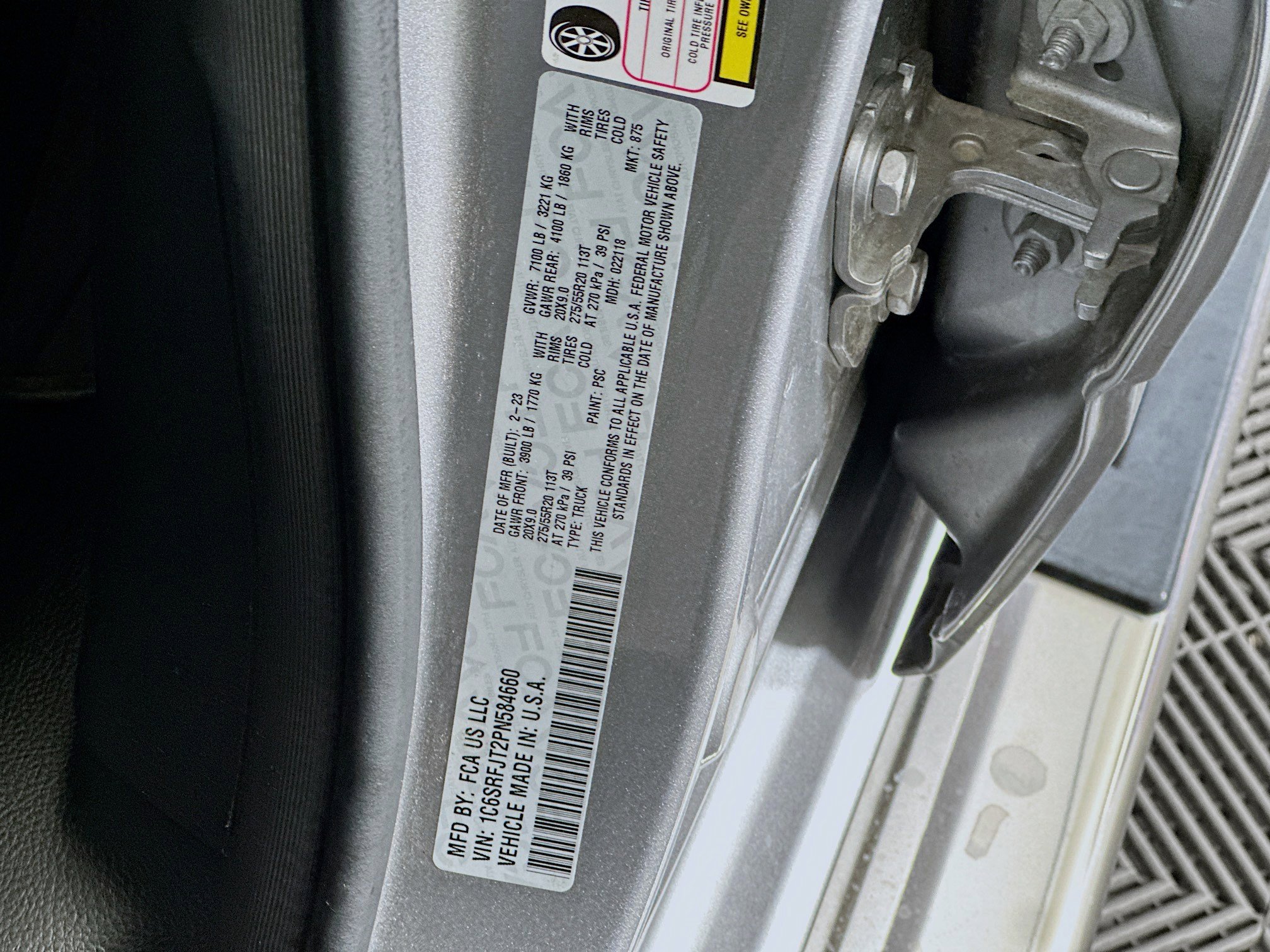 Used 2023 RAM 1500 Laramie image 12