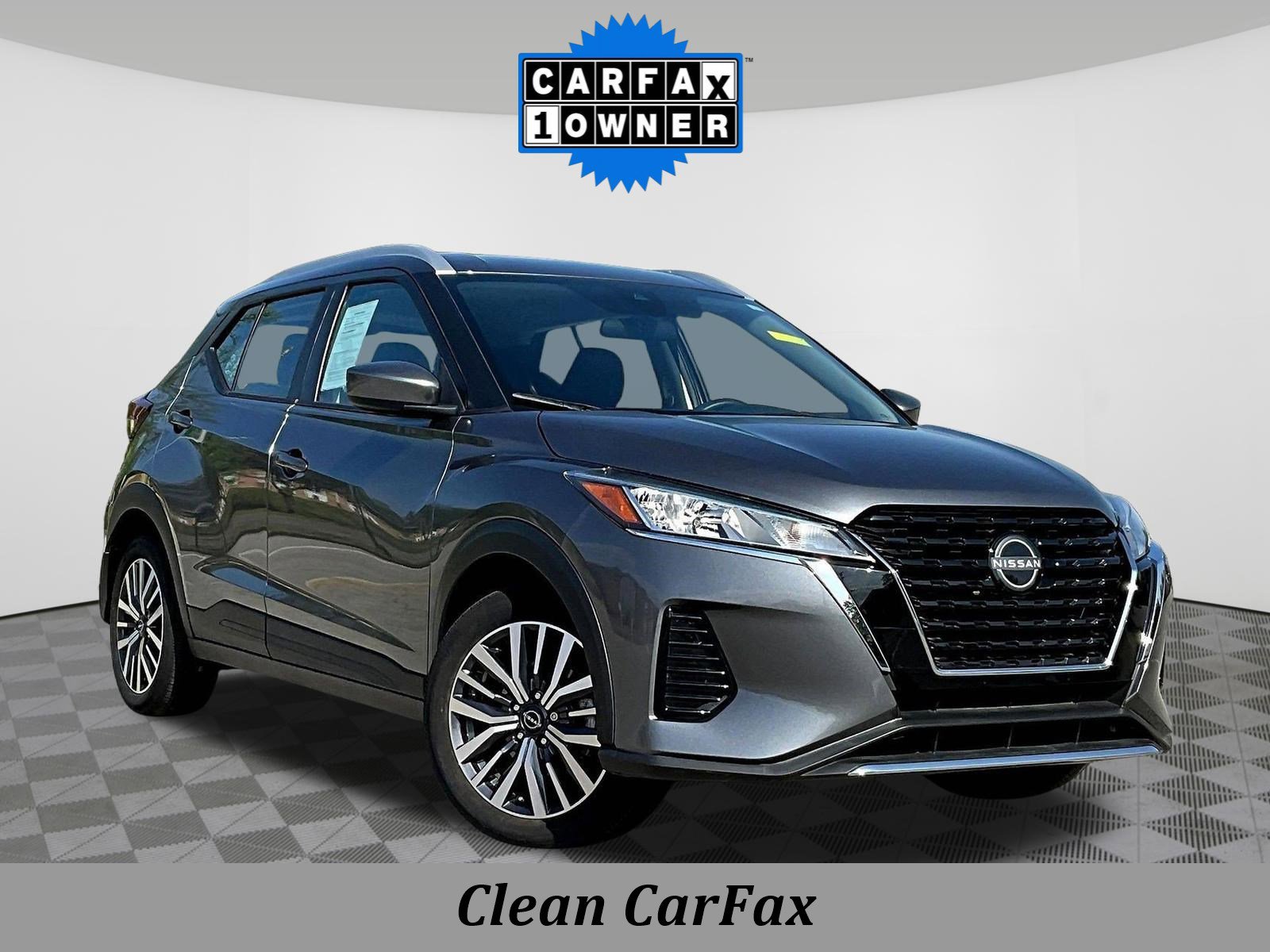 Certified 2023 Nissan Kicks SV FWD image 3