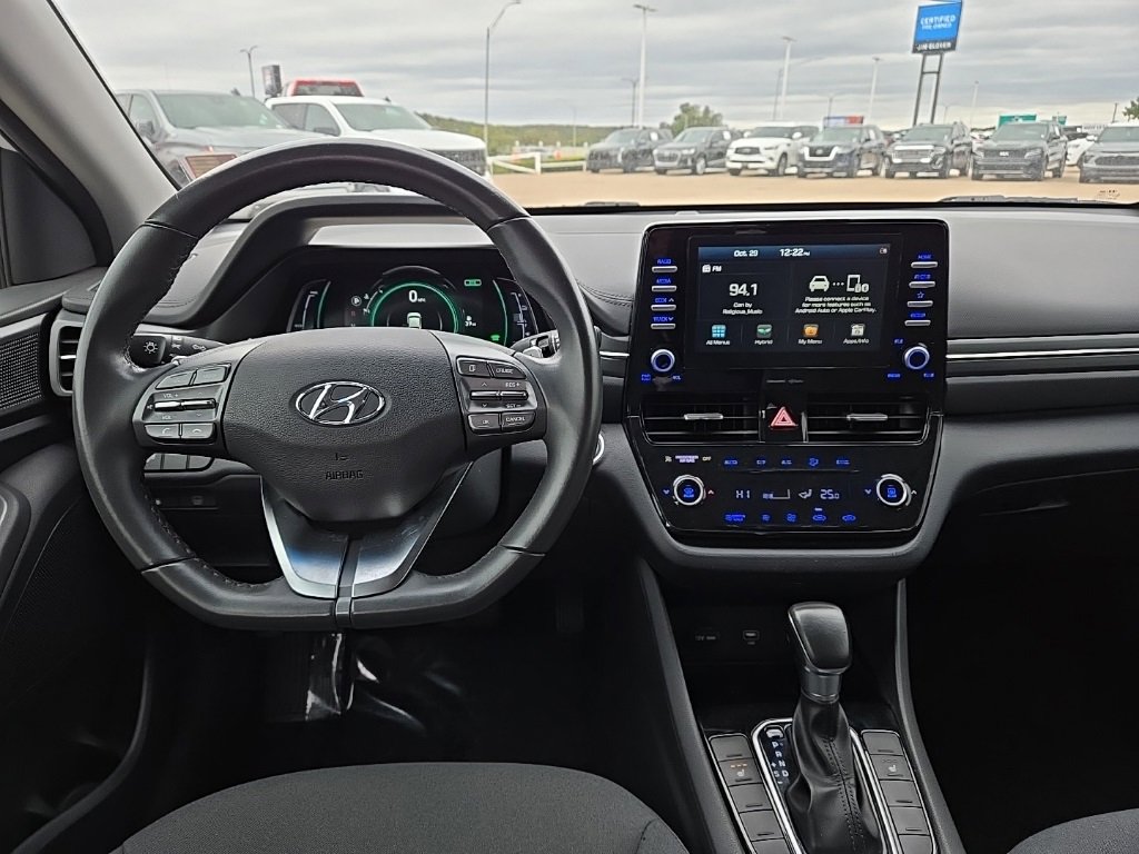 Used 2020 Hyundai Ioniq SE image 16