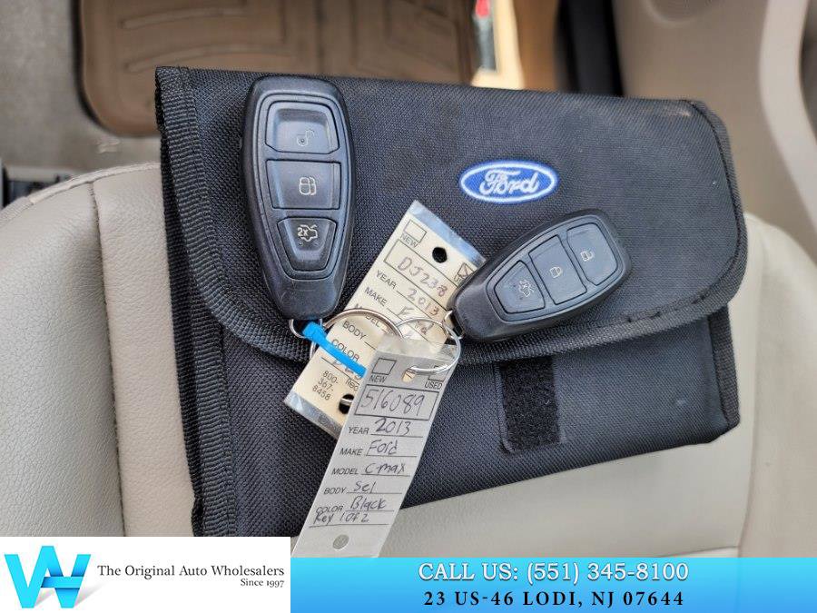 Used 2013 Ford C-MAX SEL FWD image 25