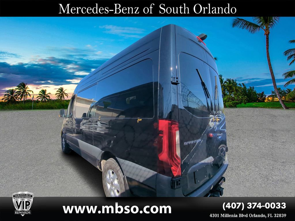 Used 2025 Mercedes-Benz Sprinter 2500 image 18