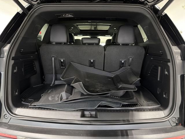 New 2026 GMC Acadia Elevation w/ Black Edition FWD image 15