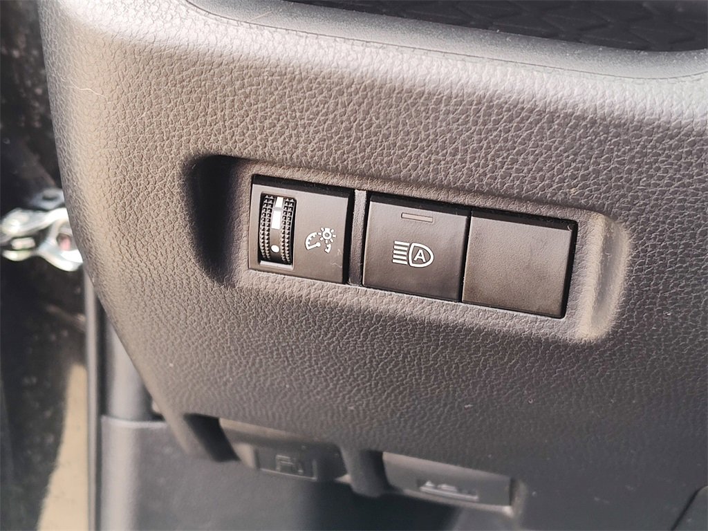 Used 2024 Toyota RAV4 XLE image 25