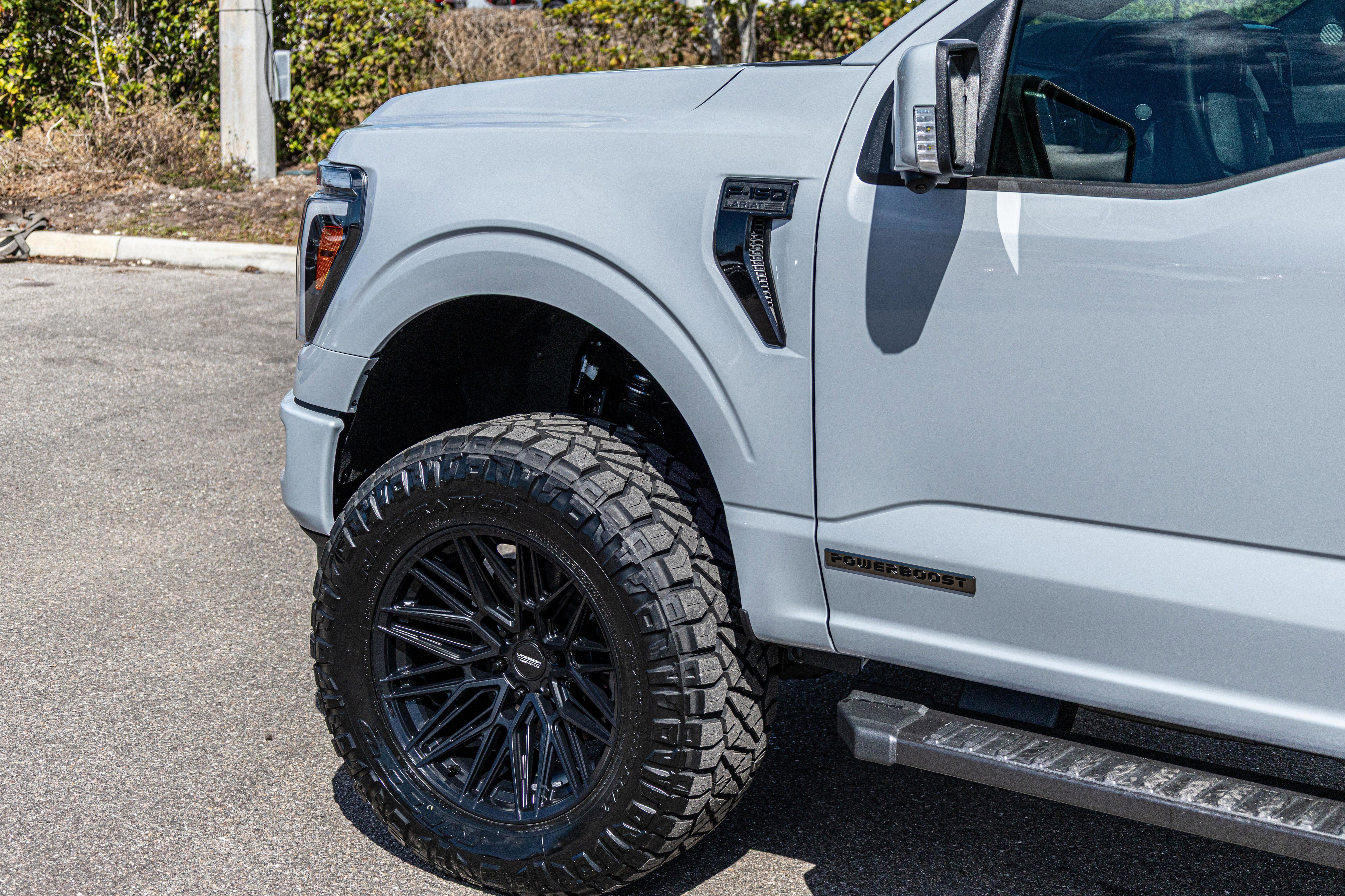 New 2025 Ford F150 Lariat w/ Equipment Group 502A High AWD/4WD image 38