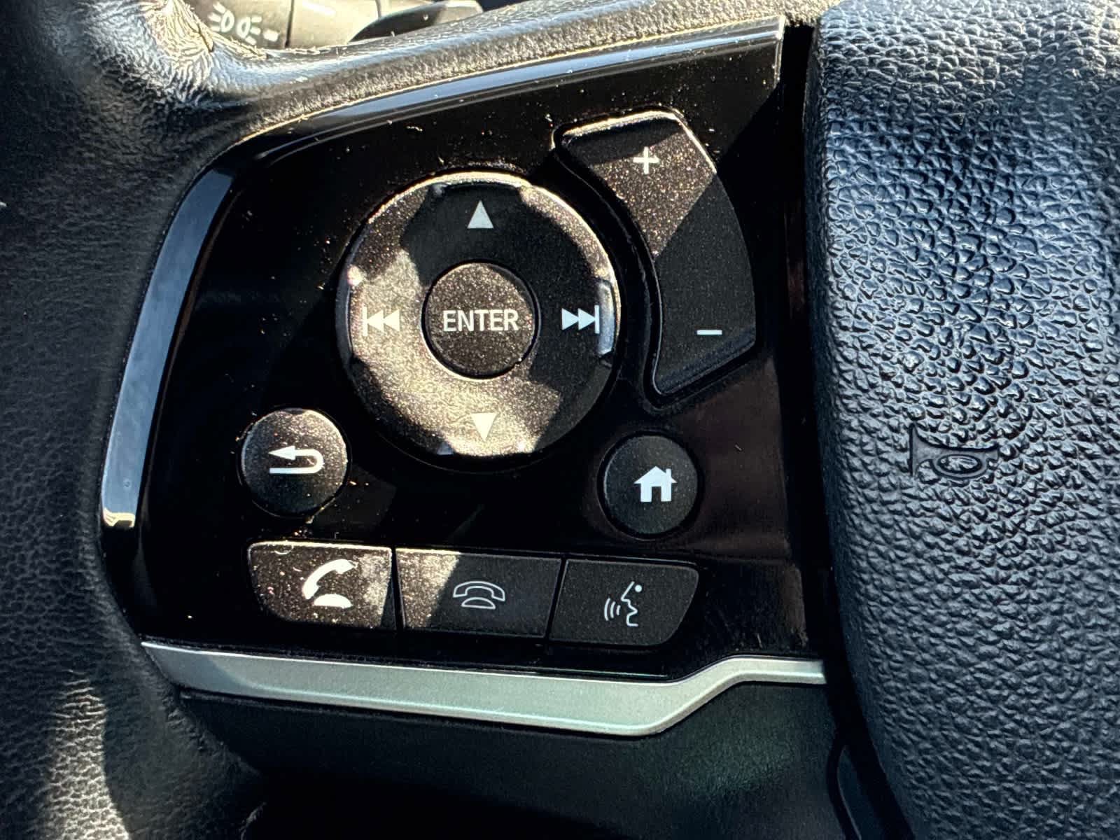 Used 2021 Honda Passport Touring image 31