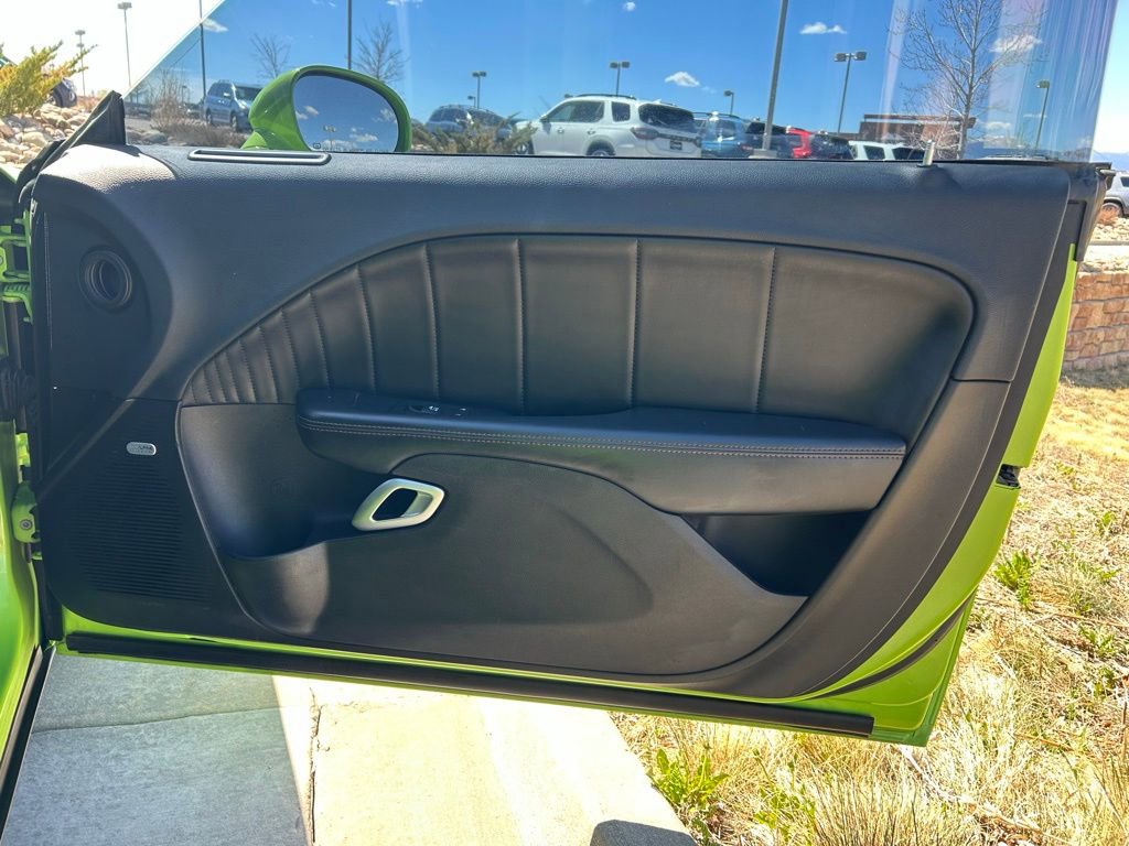 Used 2015 Dodge Challenger R/T Plus image 26