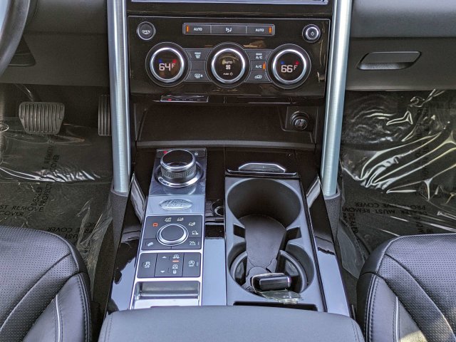 Used 2019 Land Rover Discovery HSE AWD/4WD image 20