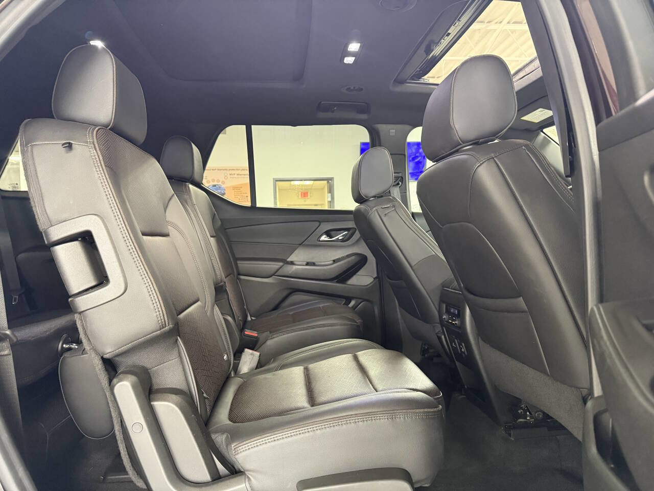 Used 2022 Chevrolet Traverse High Country w/ LPO, Floor Liner Package image 18