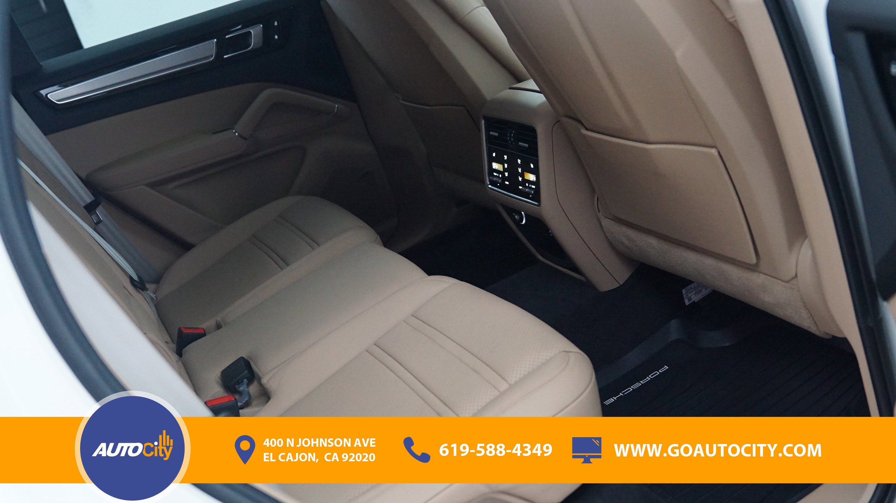 Used 2022 Porsche Cayenne Platinum Edition image 13